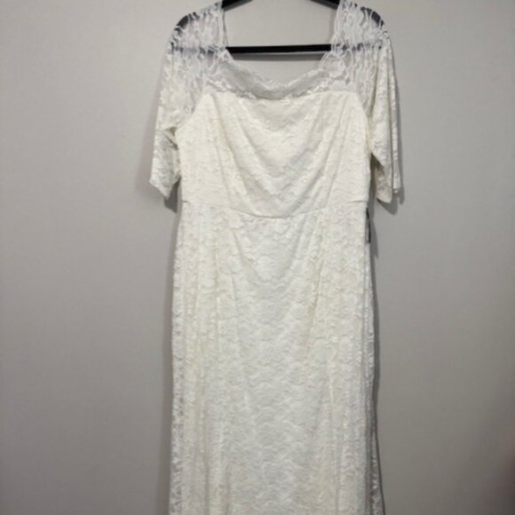 NEW Woman's Torrid Ivory Lace & Tulle Sash A-Line Wedding Dress Size 18 - Picture 1 of 3